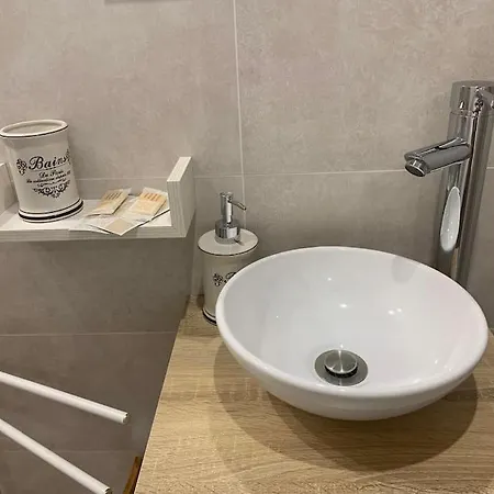 Apartman Cavour 80 *